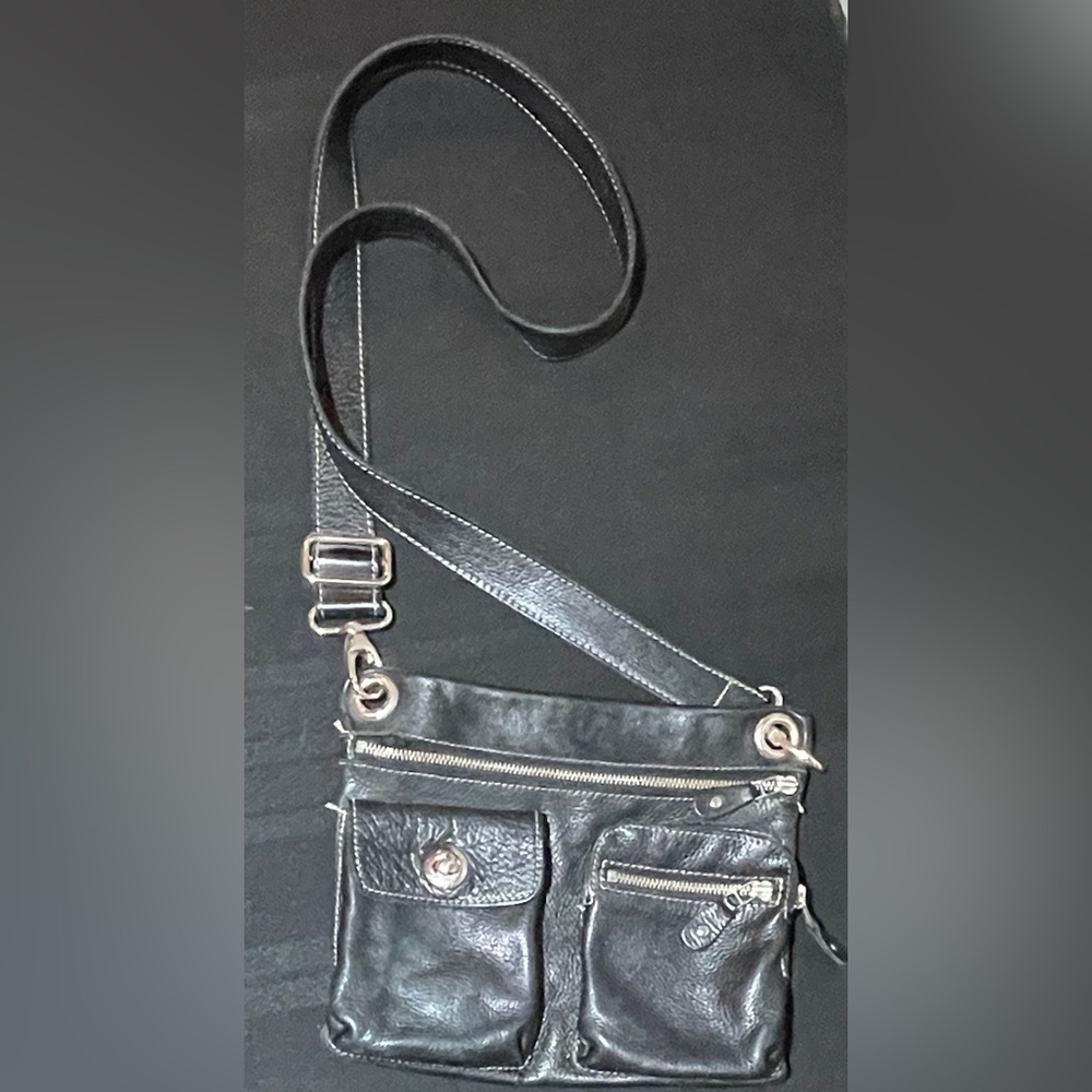 Roots Village Black Pebbled Leather Crossbody Purse / Handbag